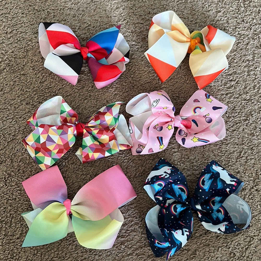 Cute girls hair bows!
